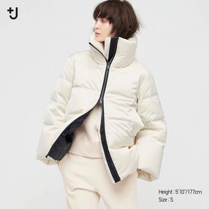 UNIQLO WOMEN +J DOWN VOLUME OVERSIZED OFFWHITE SMALL